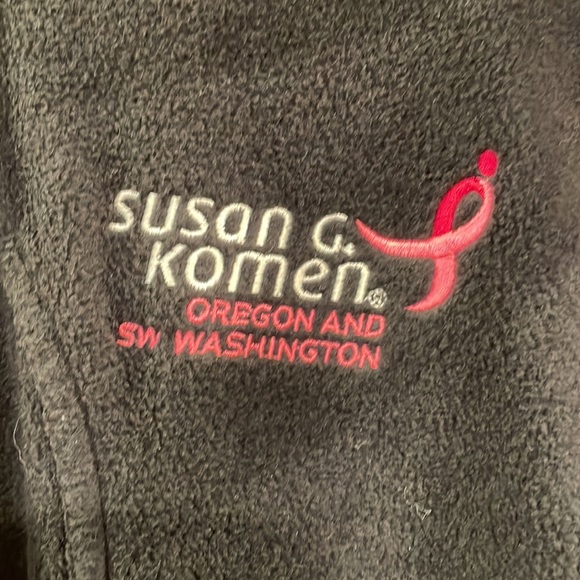 Columbia Breast Cancer Awareness fleece vest - Picture 2 of 7